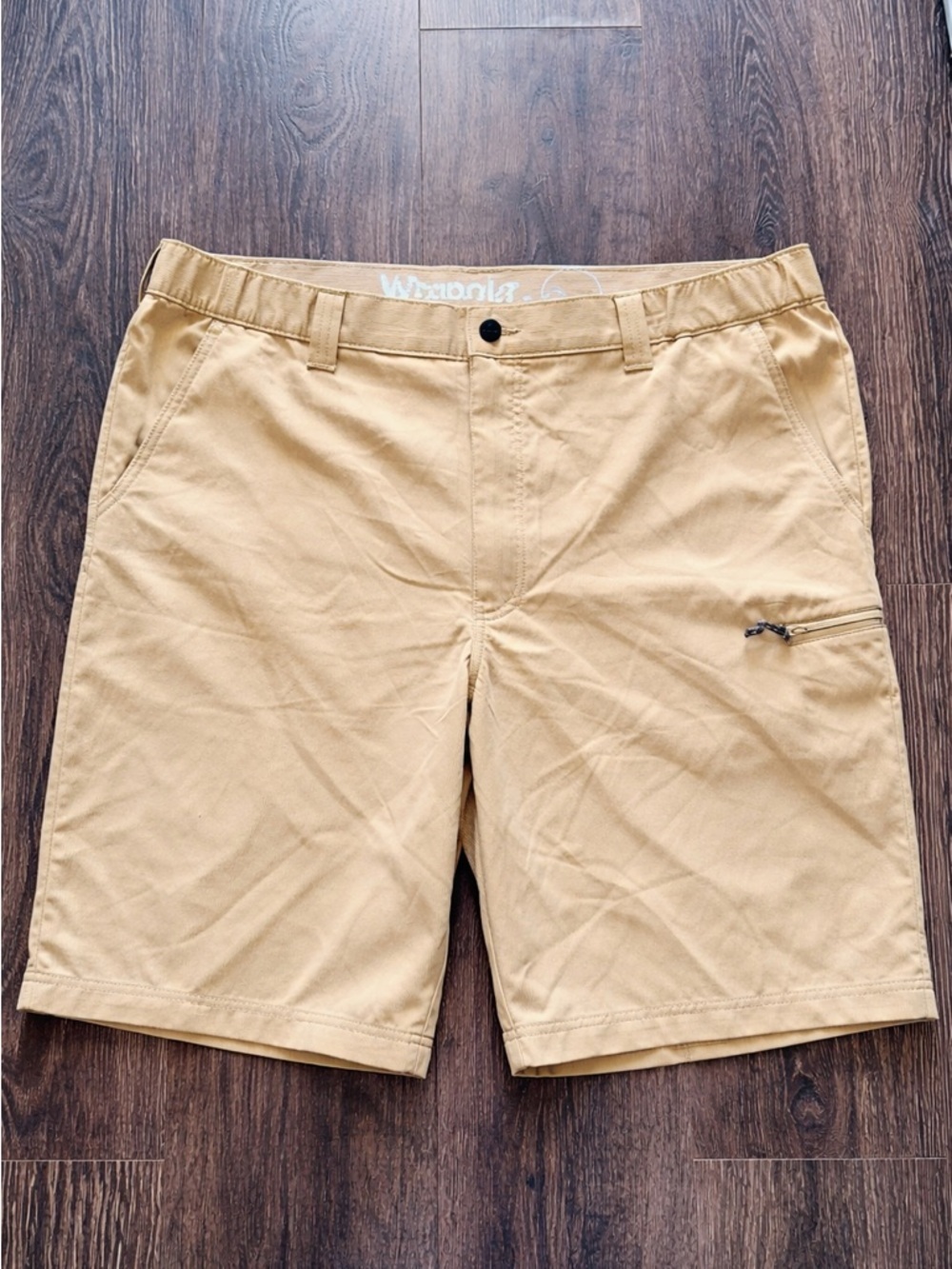 Wrangler Khaki Hybrid Utility Shorts